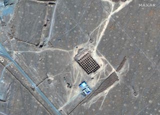 Pregled iranskog postrojenja za obogaćivanje goriva (FFEP), sjeveroistočno od iranskog grada Qom