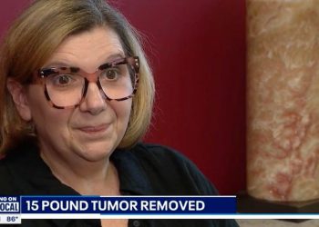 Pacijent s rakom putuje 300 milja da bi se uklonio tumor od 15 kilograma nakon što liječnici kod kuće odbijaju raditi: ‘gore nego biti trudna’