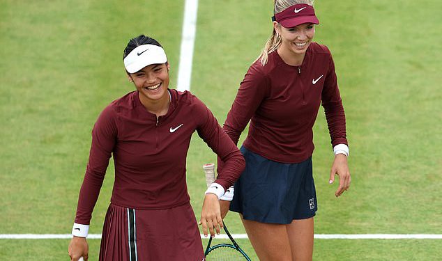 Partnerstvo u parovima Emma Raducanu i Katie Boulter završava s Britancima koji su oborili ravne setove sjemenkama broj jedan u Queen’s