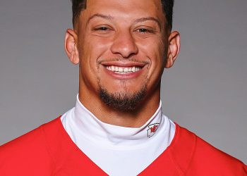Patrick Mahomes omamljuje navijače poglavara s odvažnim novim izgledom