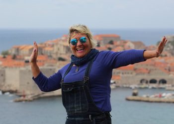 Pavela čestitao rođendan profesorici Maji na originalan način: ‘Ona je svjetionik drugačijeg, toplijeg i ljudskijeg pristupa odgoju i obrazovanju’