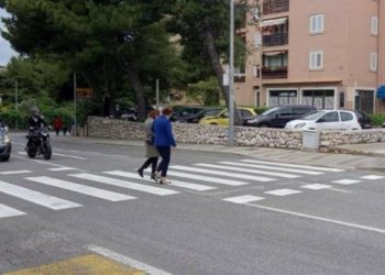 Pavela upozorava: ‘Pješaci su neoprezni! Mobiteli u ruci, slušalice u ušima, kao da su na šetnici, a ne na cesti’