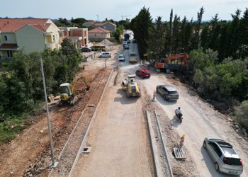 Petrčane bez vode! Tijekom radova do ponovne uspostave vodoopskrbe, uvodi se cisterna s vodom za ljudsku potrošnju