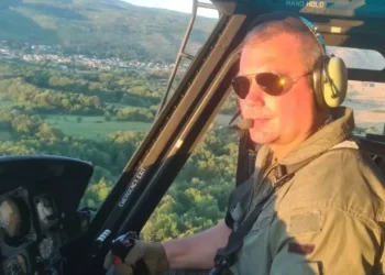 Piloti Oružanih snaga prvo pomogli ozlijeđenoj ženi u nesreći kod Gruda pa otišli gasiti požar