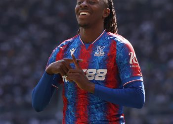 Plan premijer lige “pokrenuti Eberechi Eze, izvijestio je o klauzuli za otkup prvaka u iznosu od 68 milijuna funti”, jer izgledaju kako bi ojačali svoju liniju naprijed ovog ljeta