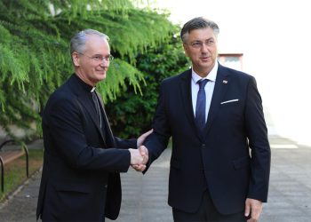 Plenković i nadbiskup Kutleša obišli katedralu: Poznato kada bi mogla biti otvorena