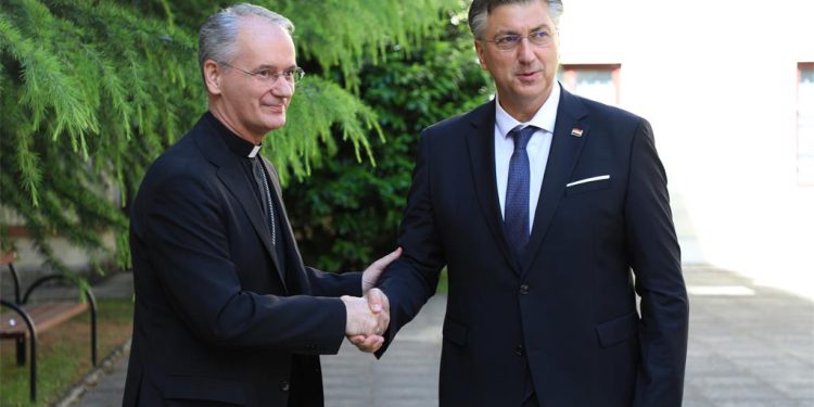 Plenković i nadbiskup Kutleša obišli katedralu: Poznato kada bi mogla biti otvorena