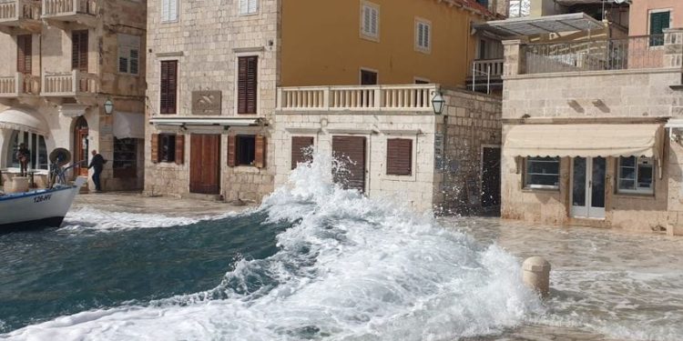 SUSTAV RANOG UPOZORAVANJA Hrvatski znanstvenici od sada mogu  predvidjeti meteotsunamije!