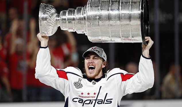 Pobjednik Stanley Cupa i olimpijski heroj TJ Oshie se povlači u 38 u najavi Bombshell nakon 16 godina u NHL -u