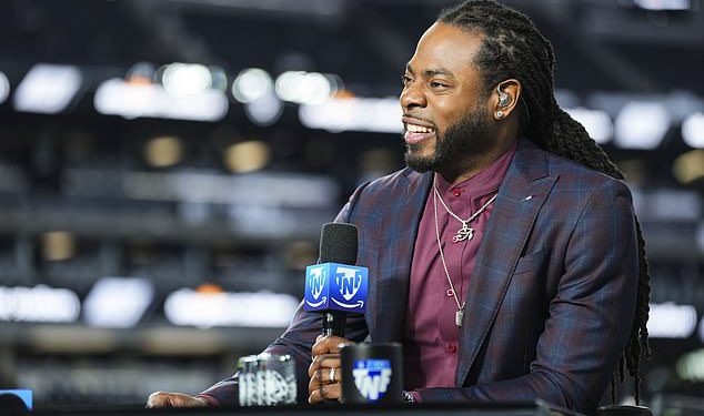 Policajci čine veliku proboju nakon što je bivša zvijezda opljačkana na oružju na njegov rođendan