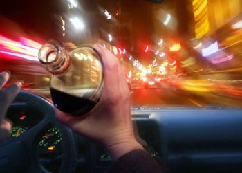 Policija na otoku Rabu zaustavila dva potpuno pijana vozača