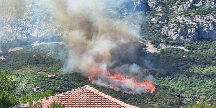 Policija objavila kako je nastao subotnji požar iznad Kaštela