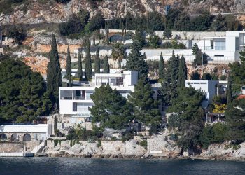 Porez na nekretnine susjede zasad nije pokolebao, no cijene bi mogle ohladiti tržište