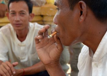 Pozovite za više poreza na pušenje kako biste nadoknadili smanjenje za globalno financiranje pomoći