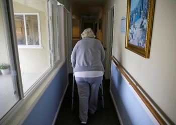 Previše seniora pada i ne može ustati. Tako je vatrogasna jedinica Maine povećala naknade 2200% za lift