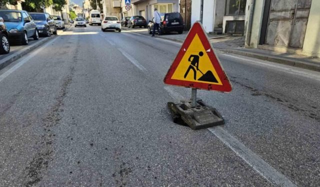 Propao dio ceste u naselju Luka, postavljena privremena signalizacija