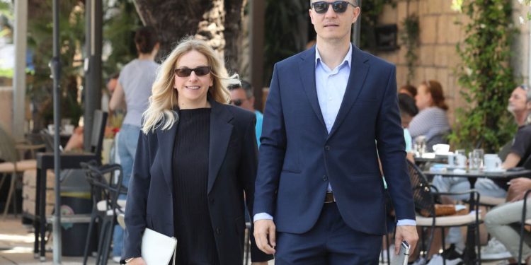 Prvi gradonačelnik Makarske koji je dva puta uzastopno dobio povjerenje građana: Zoran Paunović početak novog mandata obilježio okupljanjem svih zaposlenika