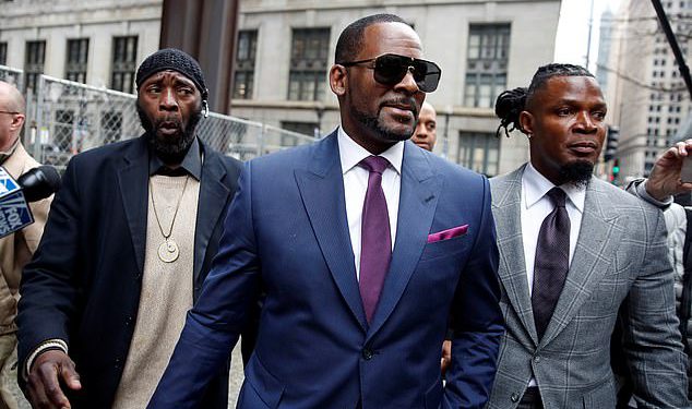 R Kelly je prevezen u bolnicu nakon predoziranja u zatvoru