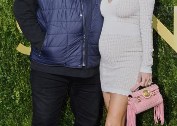 Radio kralj Kyle Sandilands otkriva divljački dar koji je dobio od svoje supruge Tegan dok slavi svoj 54. rođendan