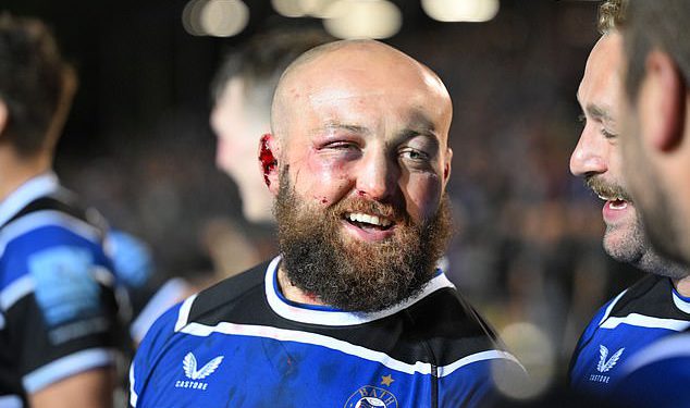 Ratnik za kupanje i lokalni heroj koji opisuje ono na čemu je izgrađen ragbi, piše Chris Foy usred prijetnje provaljene lige