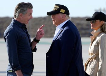 Ratovi zvijezda, Simpsons i Spy Kids: Trump i Gavin Newsom zaključani u Bizarre LA prosvjedu