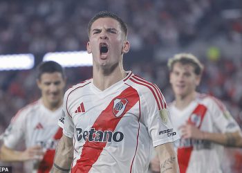 Real Madrid potpisuje Argentine Wonderkid, 17, u £ 38,5 milijuna funti … dok dolazak Man United Target baca svježu sumnju u budućnost Rodryga na Bernabeu