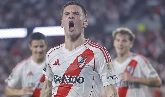 Real Madrid potpisuje Argentine Wonderkid, 17, u £ 38,5 milijuna funti … dok dolazak Man United Target baca svježu sumnju u budućnost Rodryga na Bernabeu