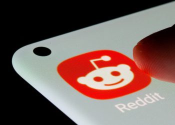 Reddit: Anthropic je bez dozvole koristio sadržaj s naših foruma za treniranje AI bota – Claudea