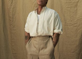 Robbie Williams potvrdio je kao FIFA glazbeni ambasador dok bilježi službenu himnu za početak klupskog Svjetskog kupa u Miamiju