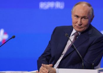 Rusija nikada nije nastojala zabraniti homoseksualnost – Putin – RT Rusija i bivši Sovjetski Savez