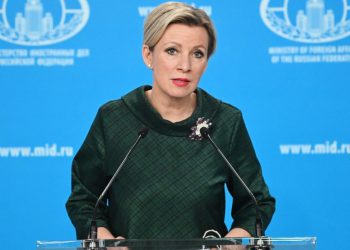 Rusija optužuje Ukrajinu za samo-genocid u svađi zbog ostataka trupa-RT World News