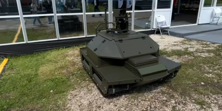Ruski obrambeni gigant otkriva lasersko opremljeni robot-RT Rusija i bivši Sovjetski Savez
