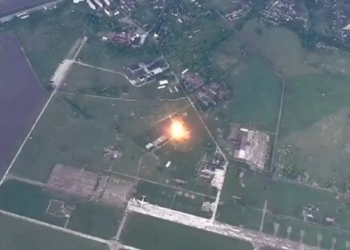 Ruski vojni štrajkovi Ukrajinsko mjesto za lansiranje bespilotnih letjelica (video) – RT Rusija i bivši Sovjetski Savez