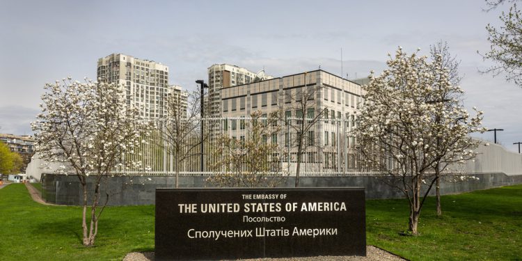 SAD izdaju sigurnost upozorenja za Kijev – RT World News