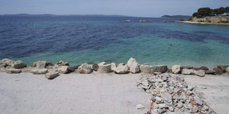 SPLIT Srušen štekat na Firulama: "Nisu mi ništa najavili, pa imam odobrenje!"