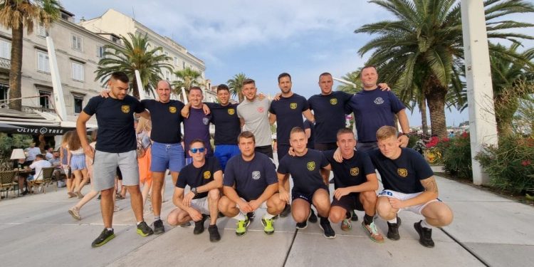 SRCEM ZA MALE HEROJE I ove godine splitski vatrogasci održavaju humanitarnu akciju