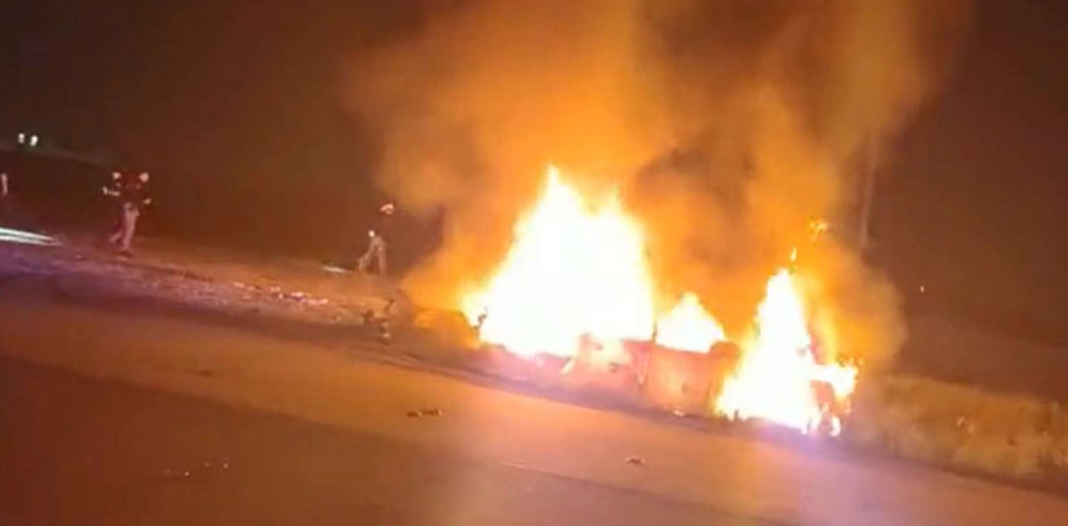 Sheehan je bila zarobljena u svom blistavom cybertrucku električnim vratima koja više nisu radila nakon što se vozilo postalo zaokupljeno plamenom, prema sudskim podnescima