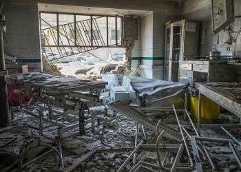 Šef zatvora u Teheranu bježi nakon što Izrael kontaktira sina prije zračnih napada