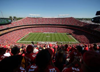 Senat Missouri podržava pomoć za žrtve tornada i gradske šefove i kraljeve Kansas