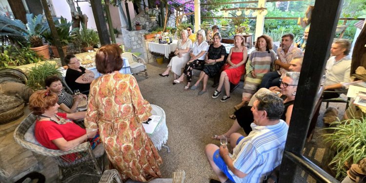 Šime Vulas i njegov učenik Petar Dorić u središtu prve večeri Drveniškog ljeta