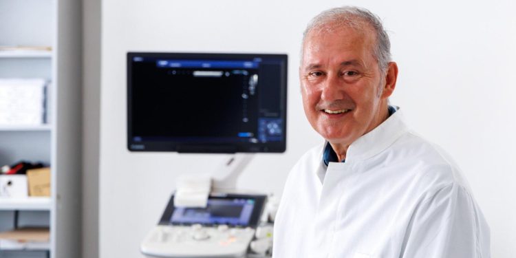 Slobodna Dalmacija – Ispovijest najpoznatijeg internista Zagore: Dr. Jukić je liječio tisuće, a i sam ima artritis, ovo ga je spasilo…