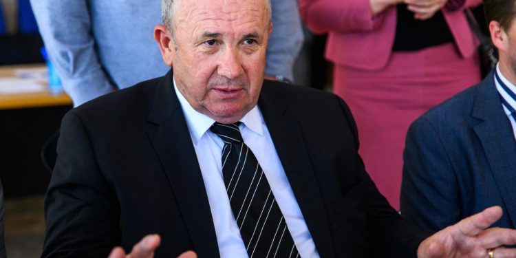 Slobodna Dalmacija – Kerum otvoreno o političkoj trgovini: ‘Ja u krvi jesam trgovac, ali…’ Otkrio nam je i tko će na čelo Gradskog vijeća