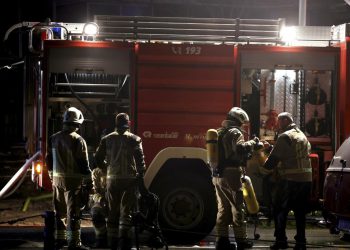 Slobodna Dalmacija – Opet okršaj ispred splitskog noćnog kluba? I vatrogasci su tamo u 4 ujutro bili pozvani na intervenciju, evo radi čega