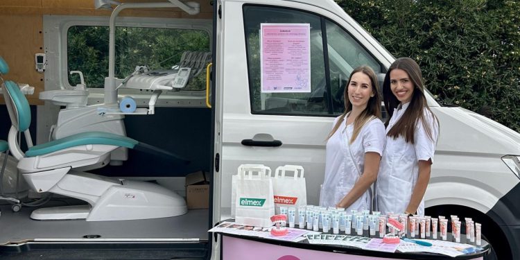 Slobodna Dalmacija – Projekt studentica dentalne medicine: u dva mjeseca obišle splitsku županiju, stanje oralnog zdravlja zabrinjavajuće