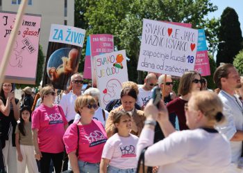 Slobodna Dalmacija – Splićani, pripremite se! Zbog ‘Hoda za život’, u subotu će u centru grada na snazi biti privremena regulacija prometa