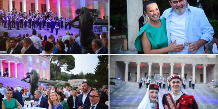 Slobodna Dalmacija – Turistička zajednica Splitsko-dalmatinske županije slavi 30. obljetnicu. Pogledajte tko je sve došao na svečanost