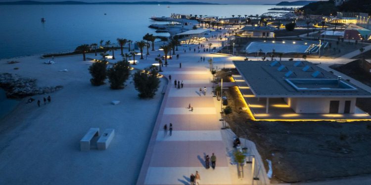 Slobodna Dalmacija – Žnjan se otvara za par dana, a još se ne zna koja banka daje kredit! Pred Šutom je teška odluka, ‘vic’ je u ovome…