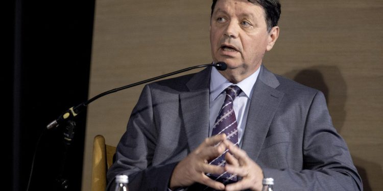 Slobodna Dalmacija – Župan Boban se oprostio od Lukše Novaka, direktora Zračne Luke Split: ‘U molitvi za vječni mir i pokoj njegove duše…’