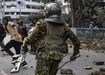 Smrti prijavljeni tijekom prosvjeda u Keniji (video) – RT Afrika