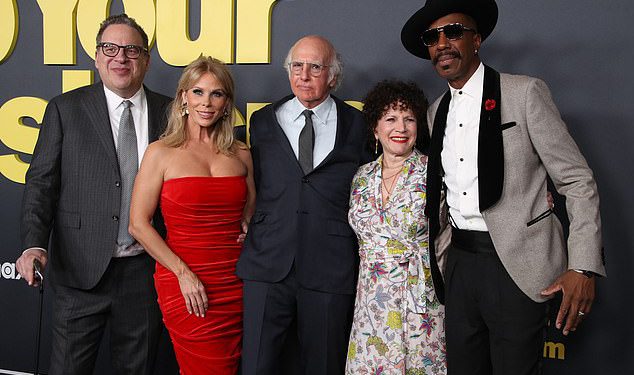 Šok kao što suzbijate vaše entuzijazam zvijezda odbija ići na pozornicu na komičnoj emisiji preko 800 dolara provjere